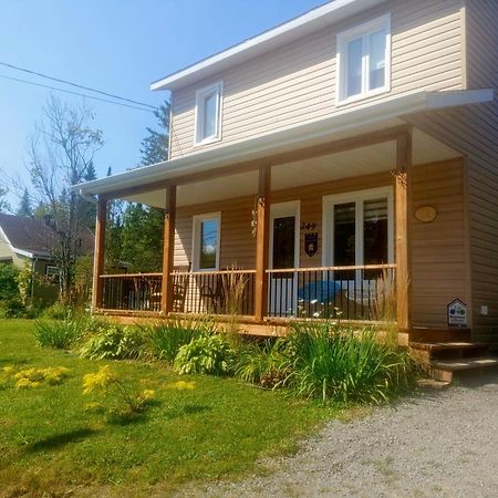 Chalet Mathis Saint-Raymond Exterior photo